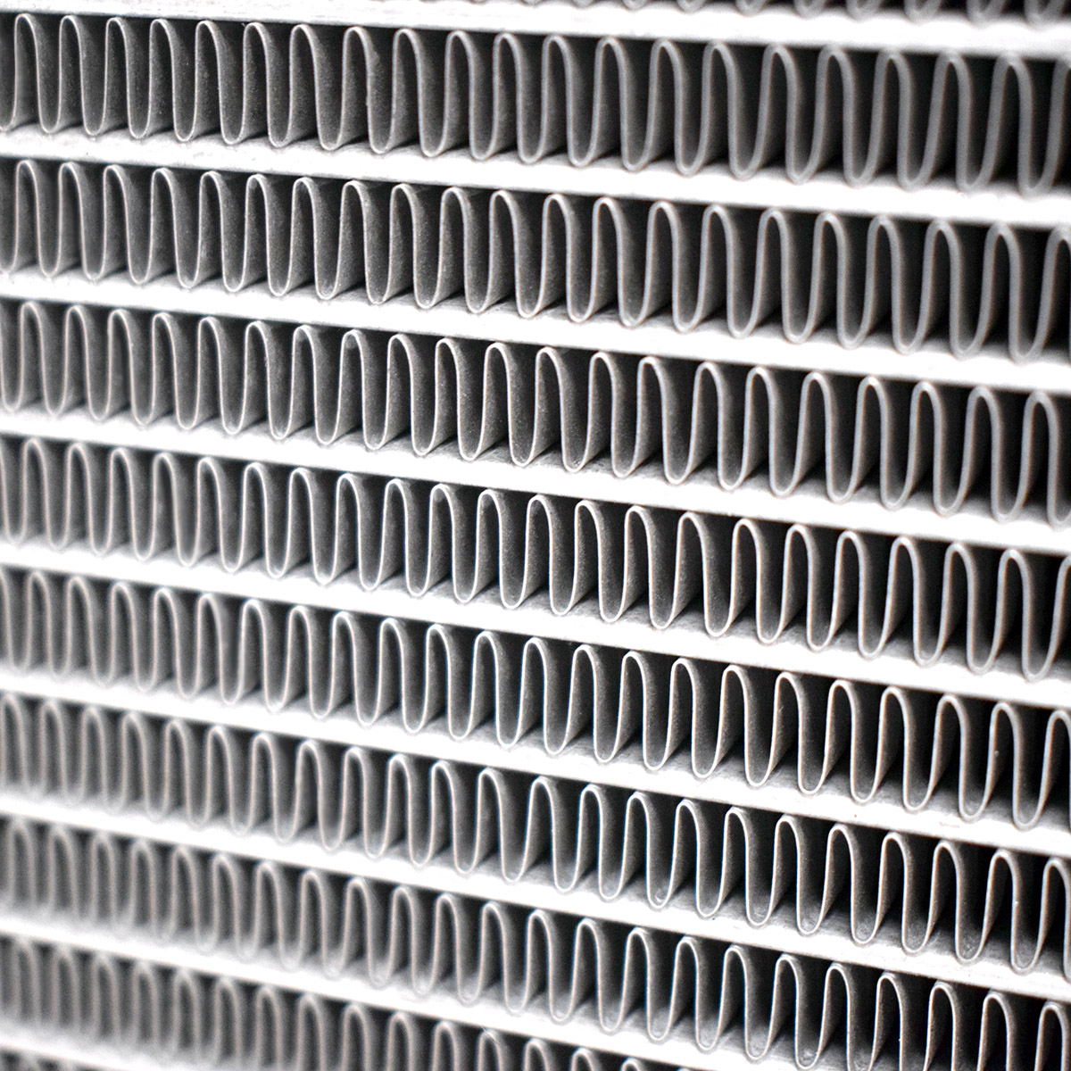 Jaguar XJR 4.0 V8 1997 Upgraded Supercharger Intercooler Radiator - Image 3